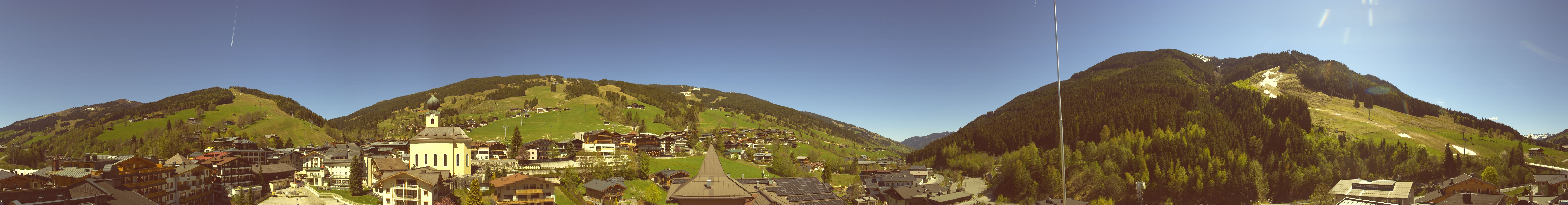 Archived image Webcam Panorama: Alpinresort Saalbach
