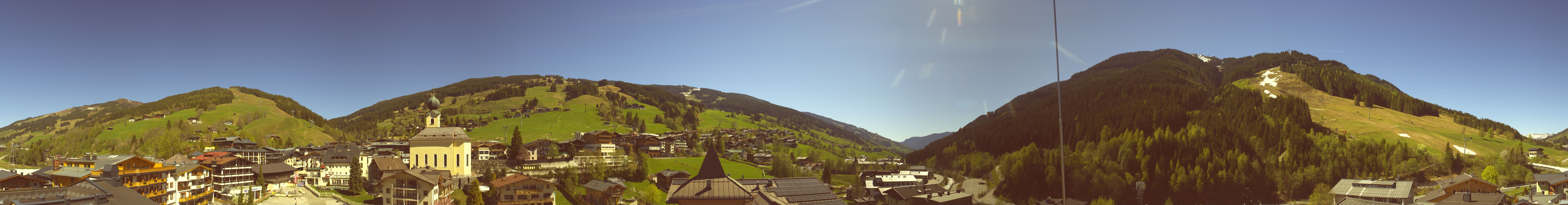 Archived image Webcam Panorama: Alpinresort Saalbach
