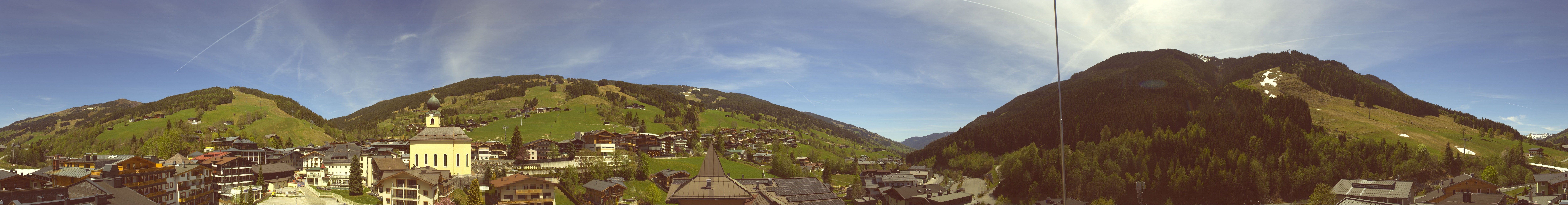 Archiv Foto Webcam Blick über Saalbach vom Alpinresort