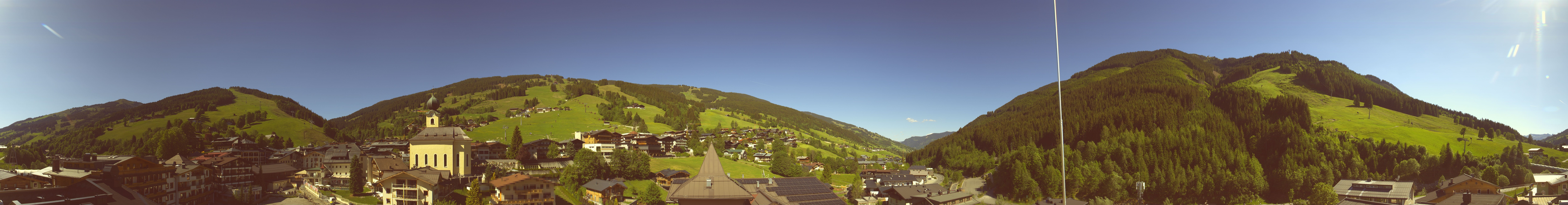 Archiv Foto Webcam Blick über Saalbach vom Alpinresort