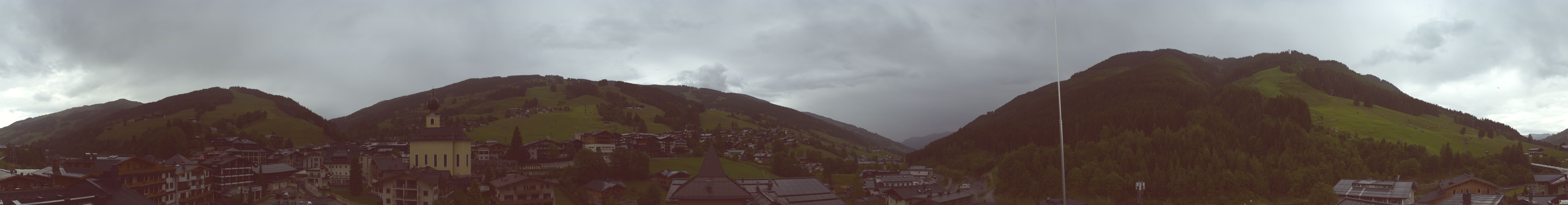 Archived image Webcam Panorama: Alpinresort Saalbach