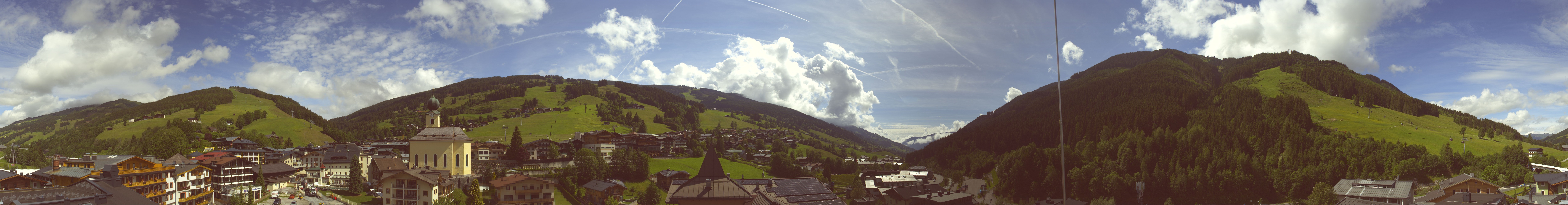 Archiv Foto Webcam Blick über Saalbach vom Alpinresort