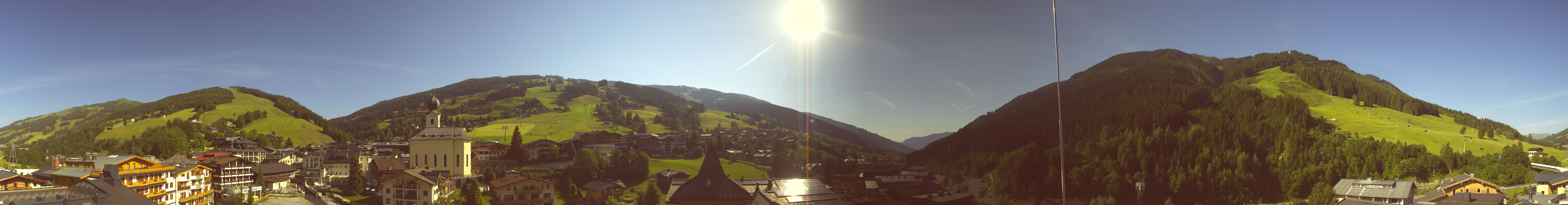 Archiv Foto Webcam Blick über Saalbach vom Alpinresort