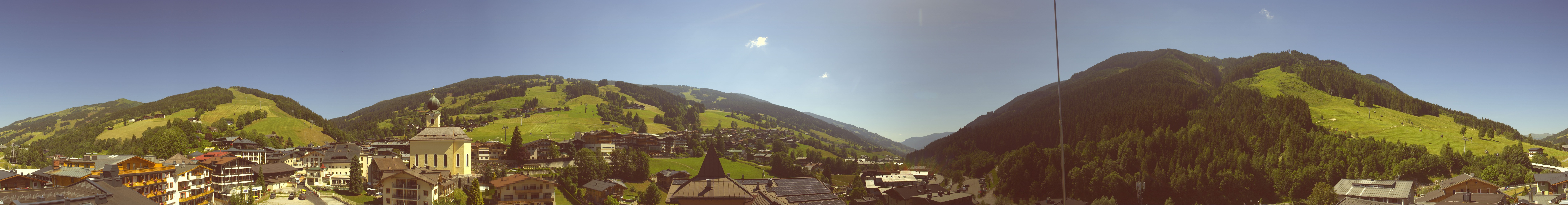 Archiv Foto Webcam Blick über Saalbach vom Alpinresort