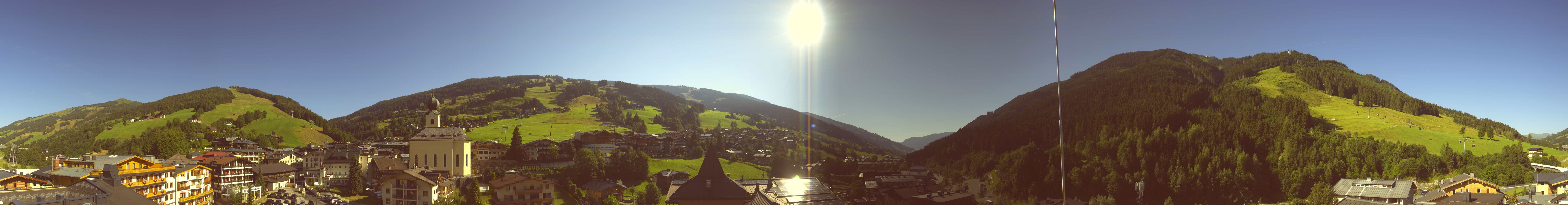 Archiv Foto Webcam Blick über Saalbach vom Alpinresort