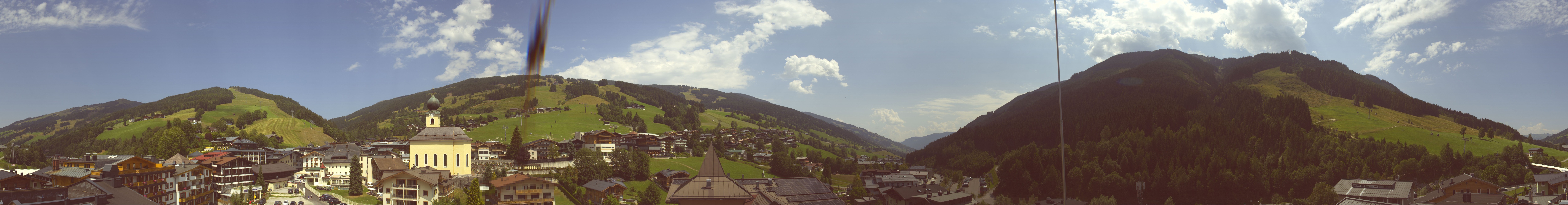 Archived image Webcam Panorama: Alpinresort Saalbach