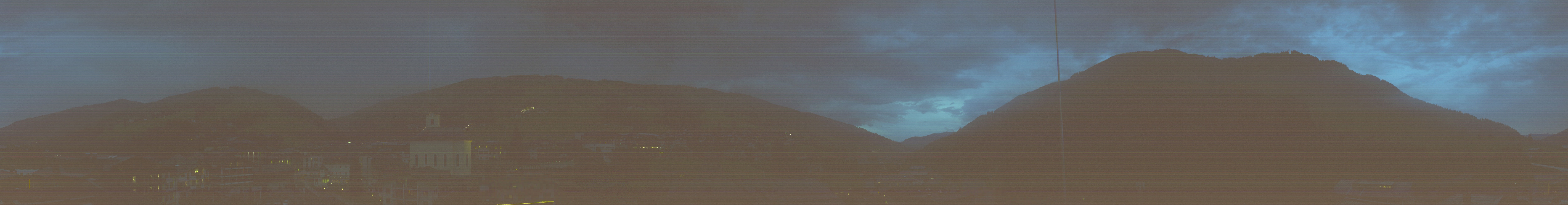 Archiv Foto Webcam Blick über Saalbach vom Alpinresort