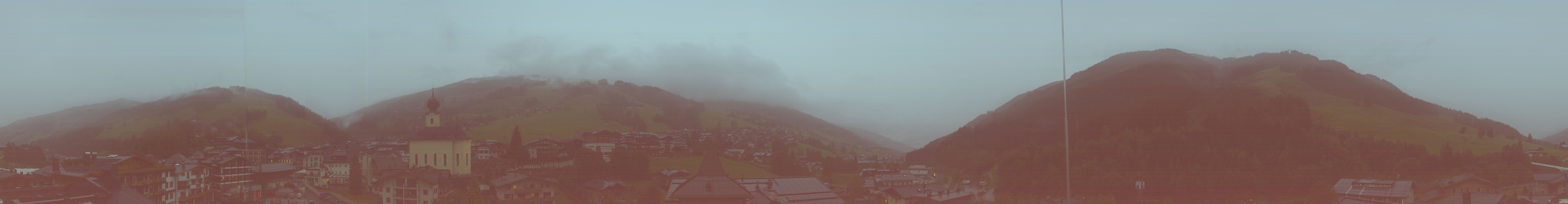 Archiv Foto Webcam Blick über Saalbach vom Alpinresort