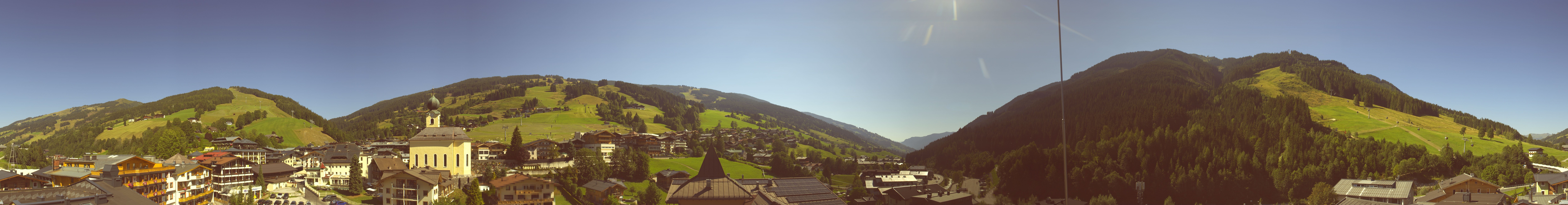 Archiv Foto Webcam Blick über Saalbach vom Alpinresort