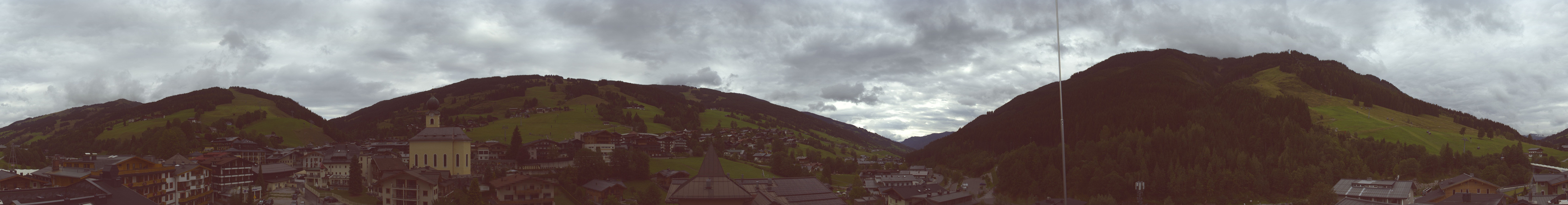 Archived image Webcam Panorama: Alpinresort Saalbach