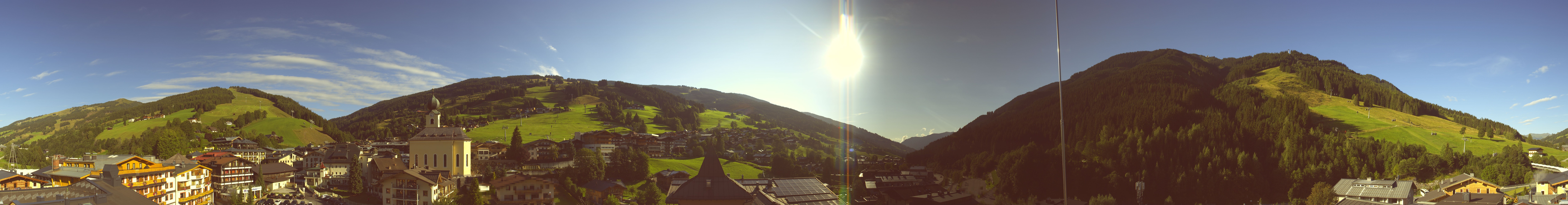 Archived image Webcam Panorama: Alpinresort Saalbach
