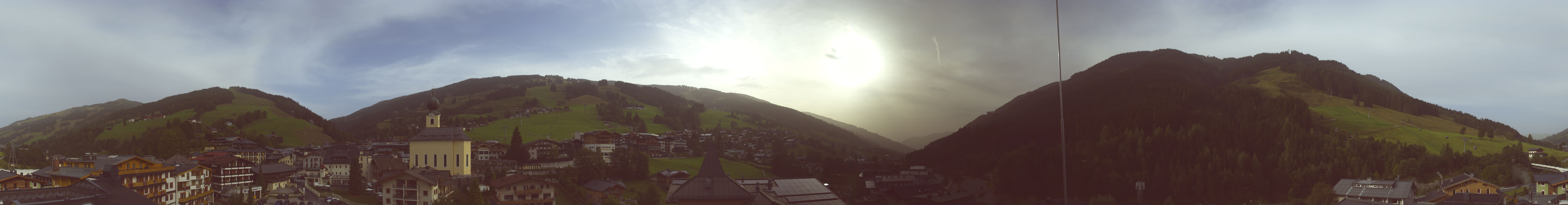 Archived image Webcam Panorama: Alpinresort Saalbach