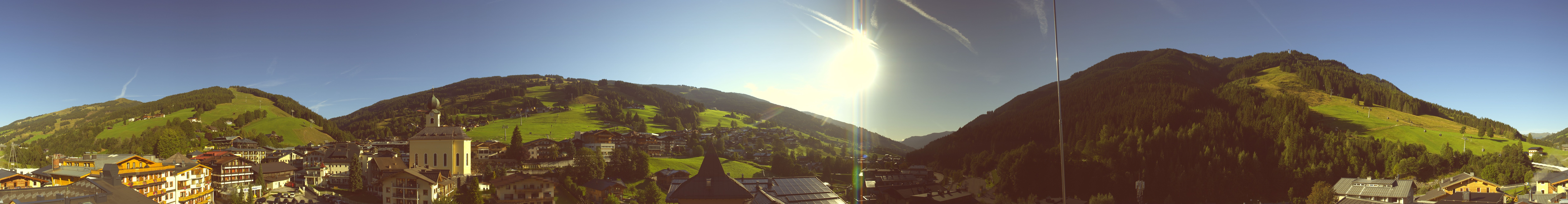 Archived image Webcam Panorama: Alpinresort Saalbach
