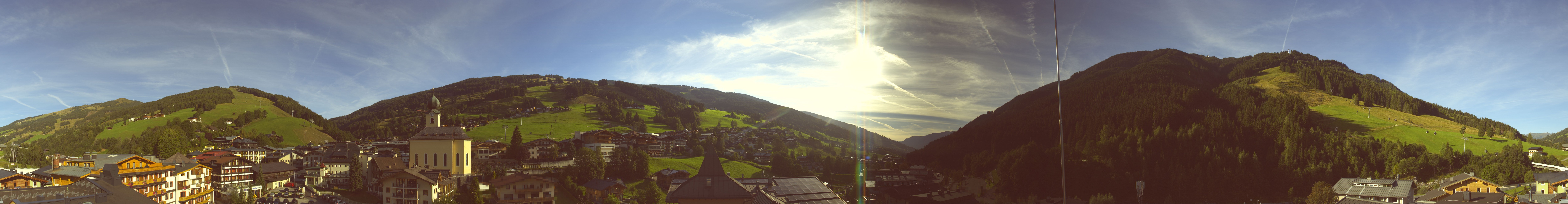 Archived image Webcam Panorama: Alpinresort Saalbach