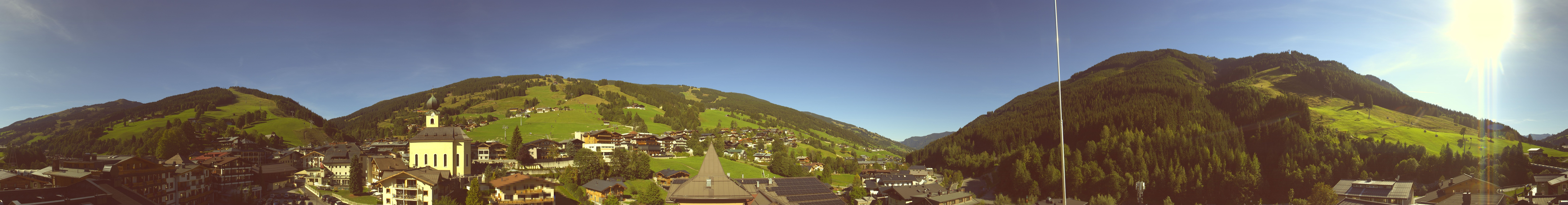 Archived image Webcam Panorama: Alpinresort Saalbach