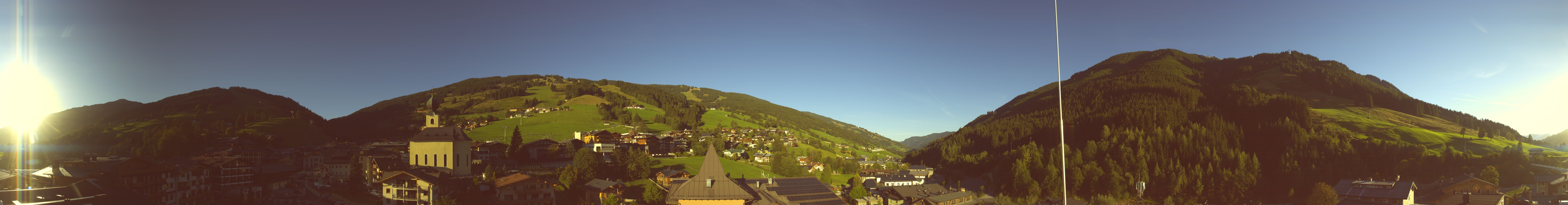 Archived image Webcam Panorama: Alpinresort Saalbach