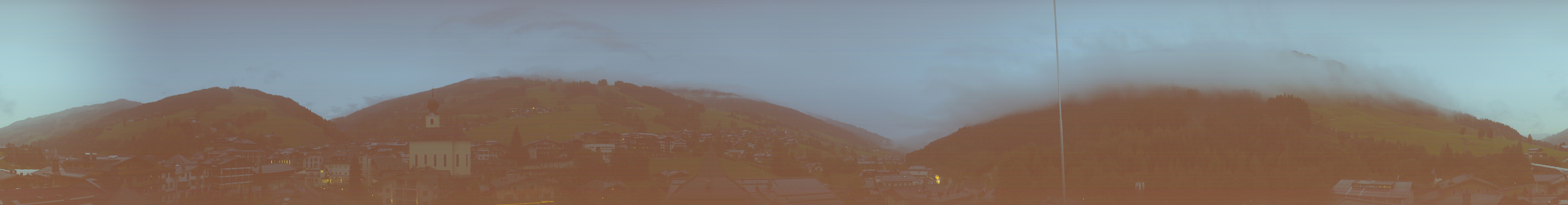 Archiv Foto Webcam Blick über Saalbach vom Alpinresort