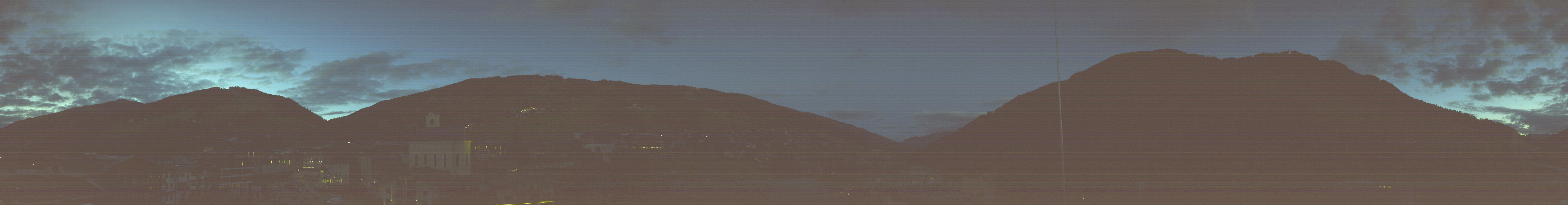 Archiv Foto Webcam Blick über Saalbach vom Alpinresort