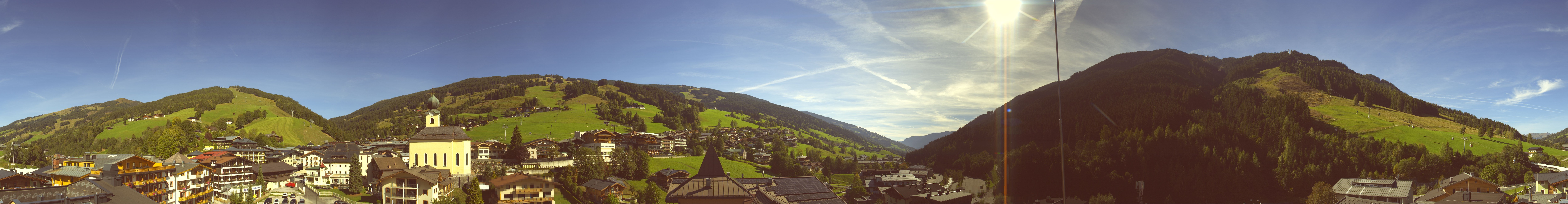 Archiv Foto Webcam Blick über Saalbach vom Alpinresort