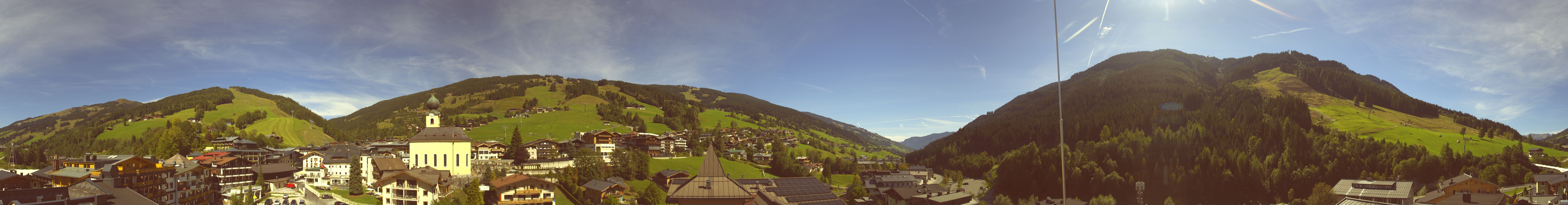 Archiv Foto Webcam Blick über Saalbach vom Alpinresort