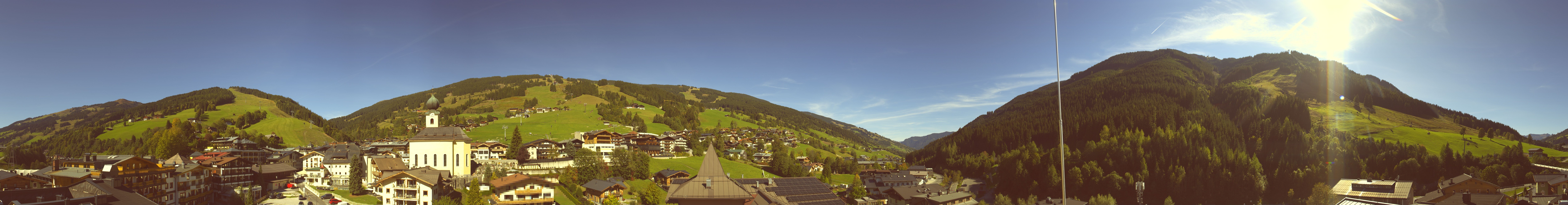 Archived image Webcam Panorama: Alpinresort Saalbach