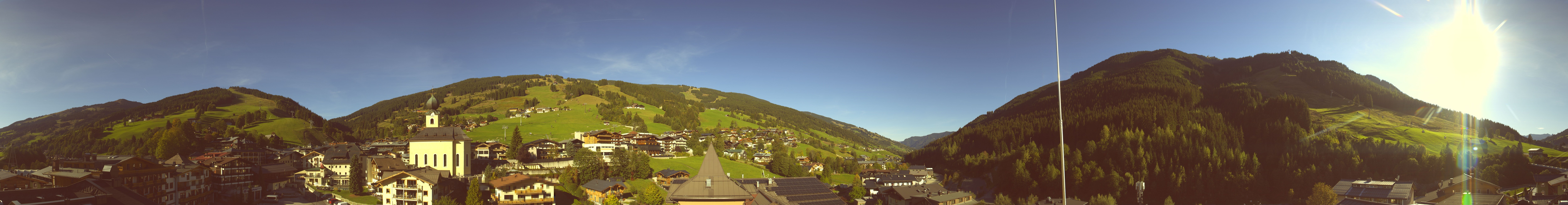 Archived image Webcam Panorama: Alpinresort Saalbach