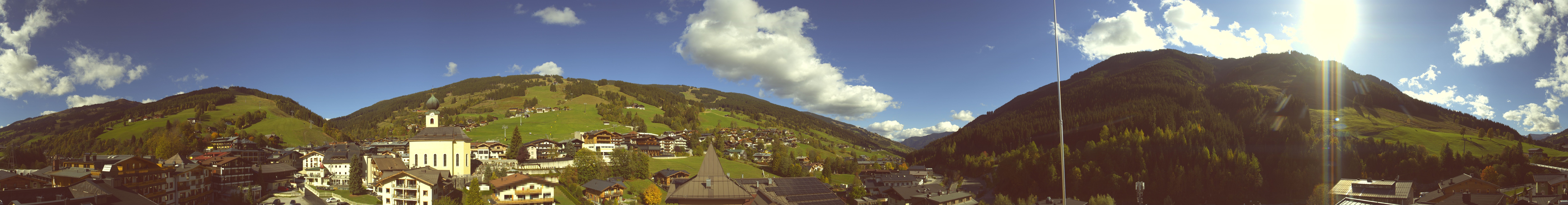 Archiv Foto Webcam Blick über Saalbach vom Alpinresort