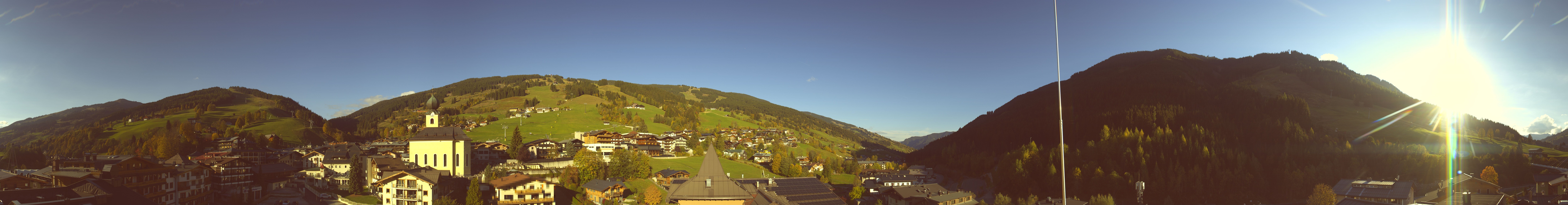 Archiv Foto Webcam Blick über Saalbach vom Alpinresort