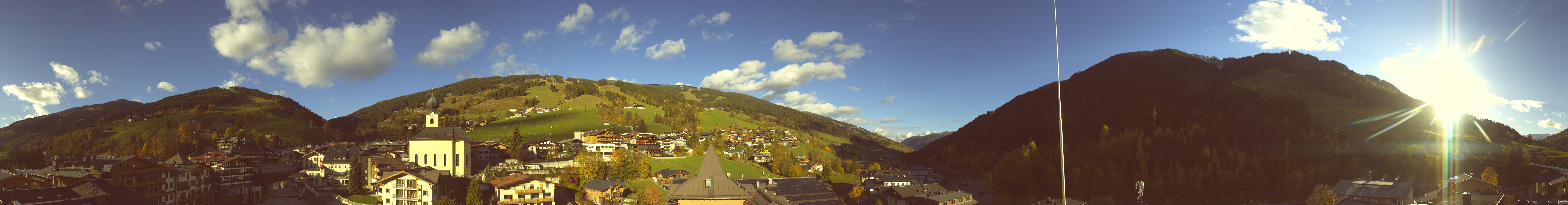 Archived image Webcam Panorama: Alpinresort Saalbach
