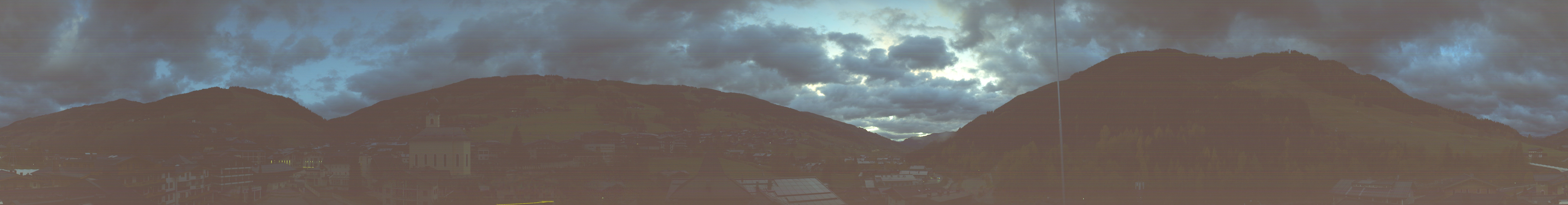 Archiv Foto Webcam Blick über Saalbach vom Alpinresort