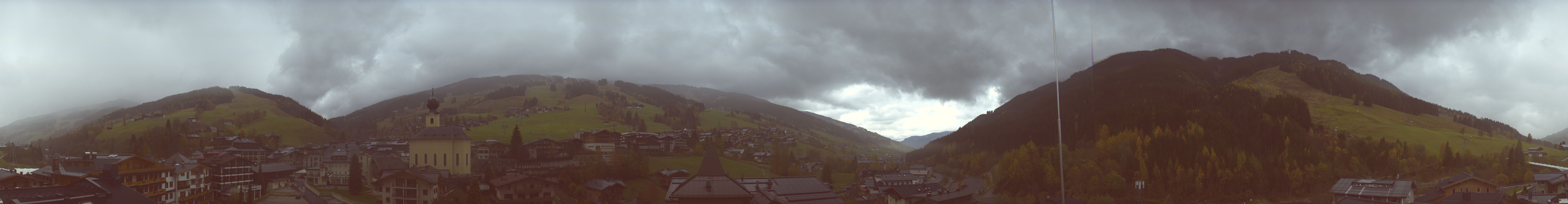 Archiv Foto Webcam Blick über Saalbach vom Alpinresort