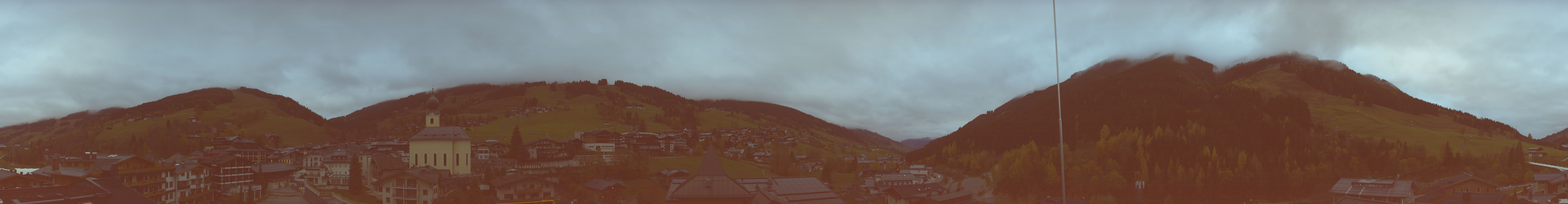 Archiv Foto Webcam Blick über Saalbach vom Alpinresort