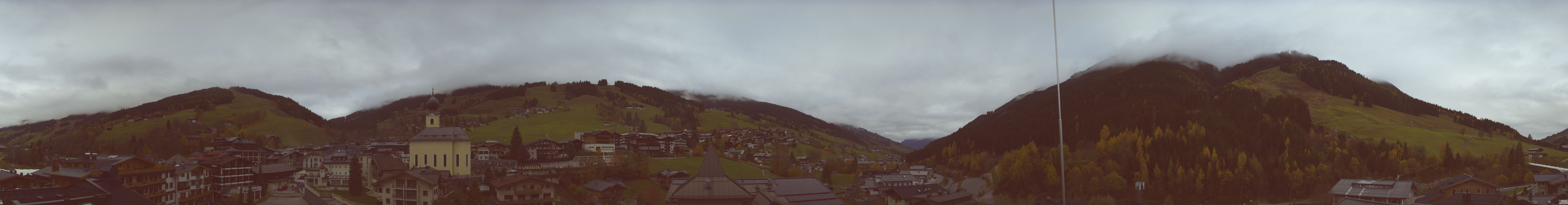 Archiv Foto Webcam Blick über Saalbach vom Alpinresort