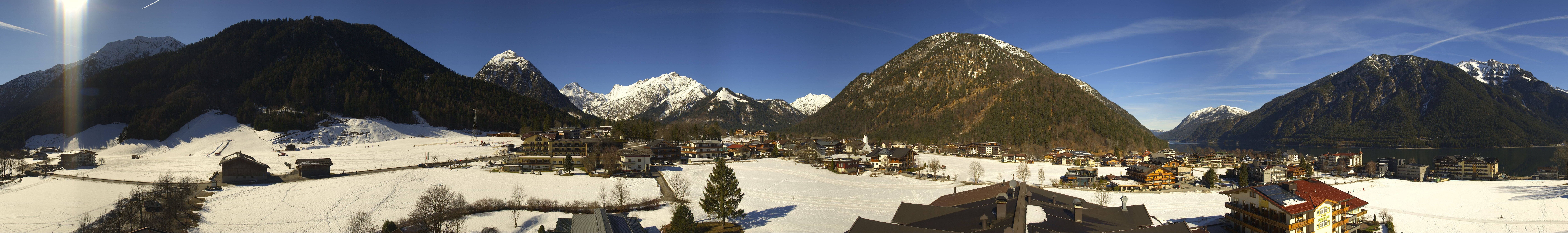 Archived image Webcam Panorama of Pertisau and Achensee