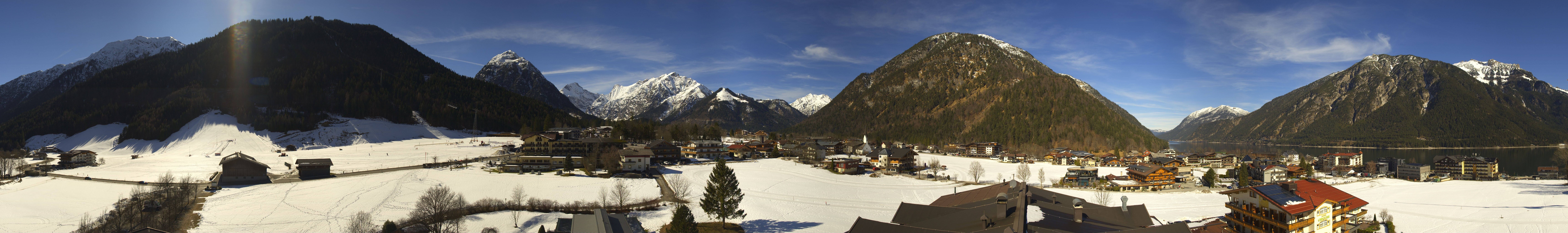 Archived image Webcam Panorama of Pertisau and Achensee