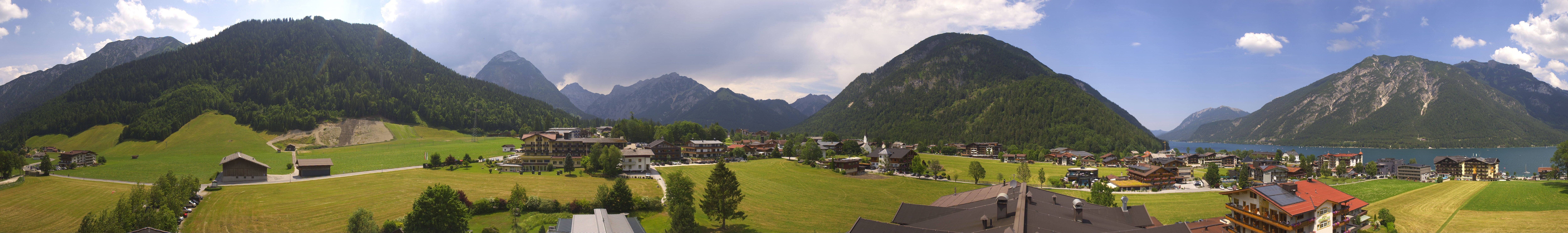 Archived image Webcam Panorama of Pertisau and Achensee