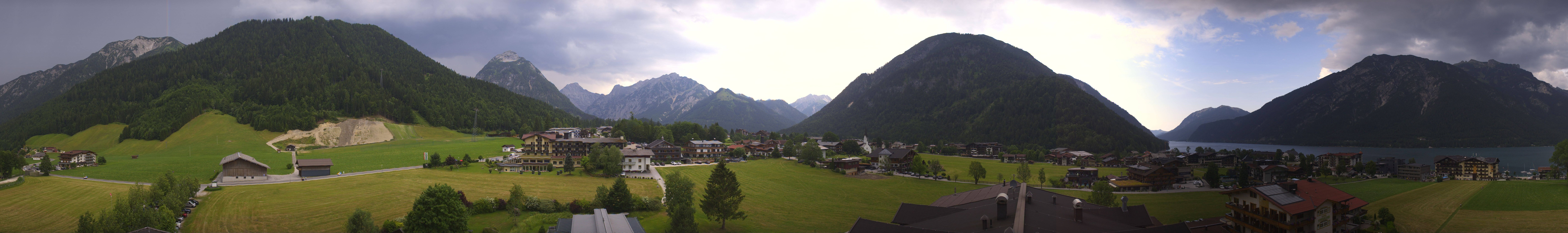 Archived image Webcam Panorama of Pertisau and Achensee