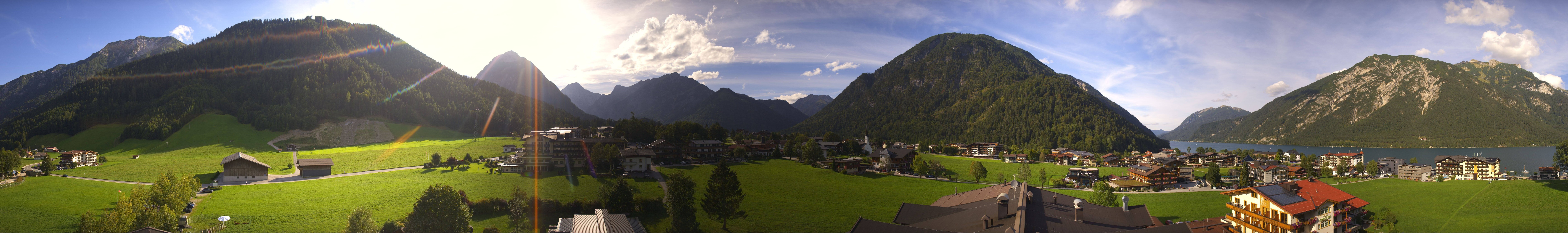 Archived image Webcam Panorama of Pertisau and Achensee