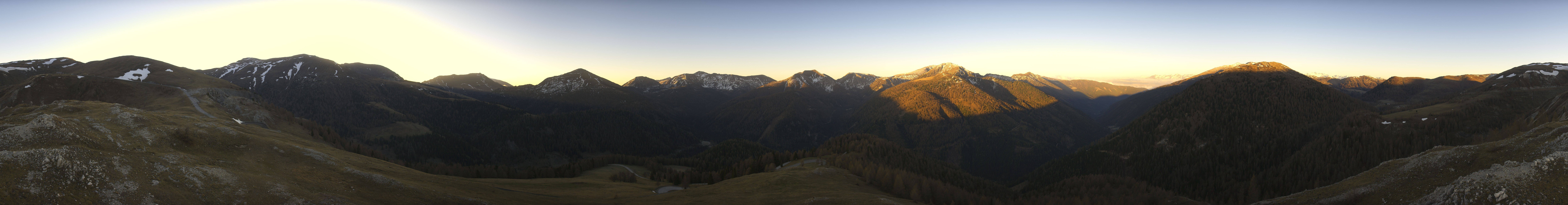 Archiv Foto Webcam Eisentalhöhe: Panorama Nockalmstraße