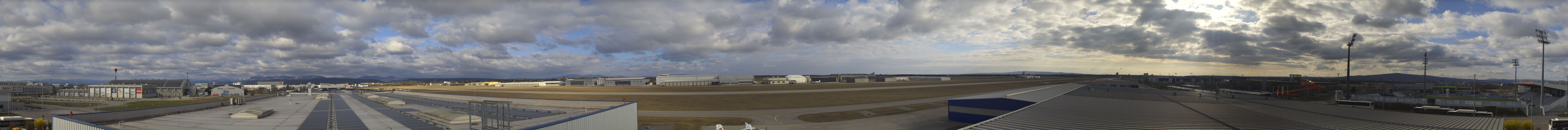 Archiv Foto Webcam Panorama Flugplatz Wiener Neustadt OST