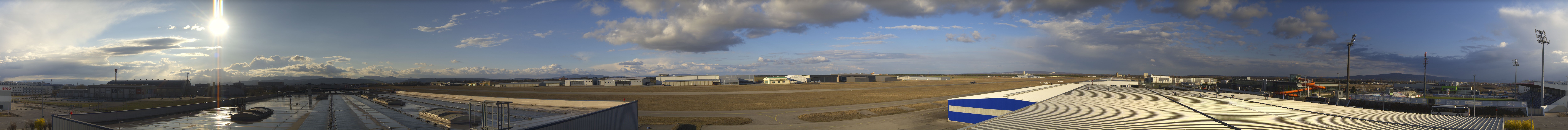 Archiv Foto Webcam Panorama Flugplatz Wiener Neustadt OST