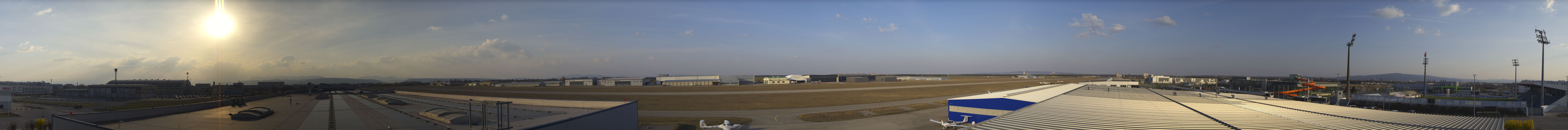Archiv Foto Webcam Panorama Flugplatz Wiener Neustadt OST
