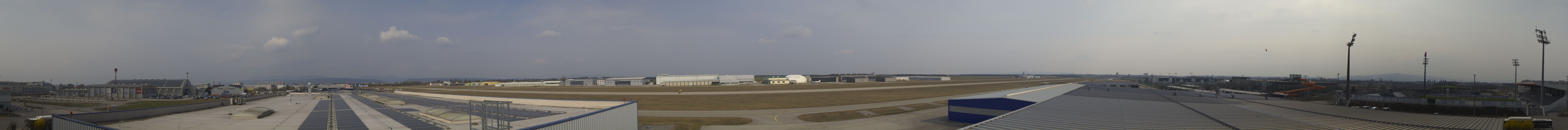 Archiv Foto Webcam Panorama Flugplatz Wiener Neustadt OST