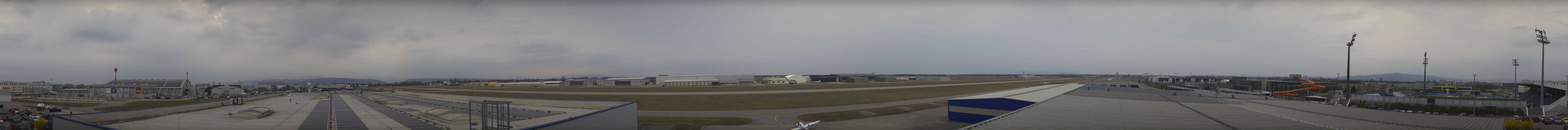 Archiv Foto Webcam Panorama Flugplatz Wiener Neustadt OST