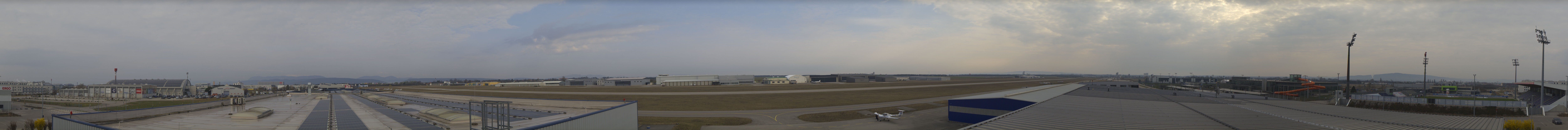 Archiv Foto Webcam Panorama Flugplatz Wiener Neustadt OST