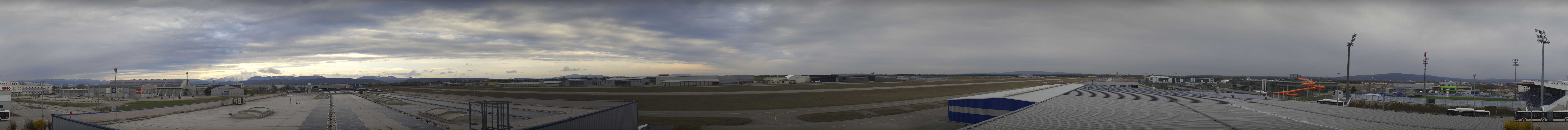 Archiv Foto Webcam Panorama Flugplatz Wiener Neustadt OST