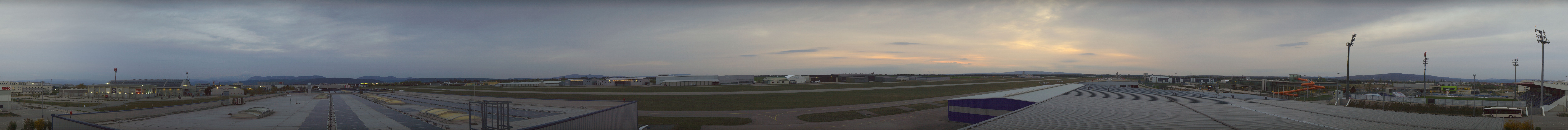 Archiv Foto Webcam Panorama Flugplatz Wiener Neustadt OST