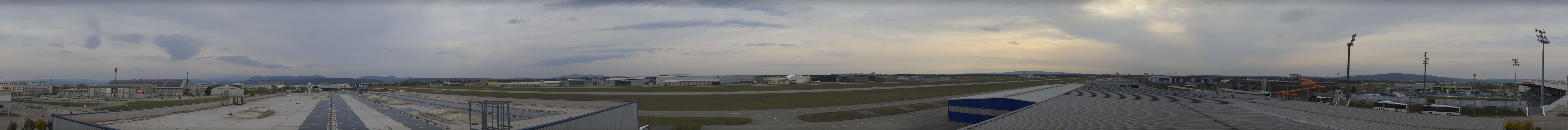 Archiv Foto Webcam Panorama Flugplatz Wiener Neustadt OST
