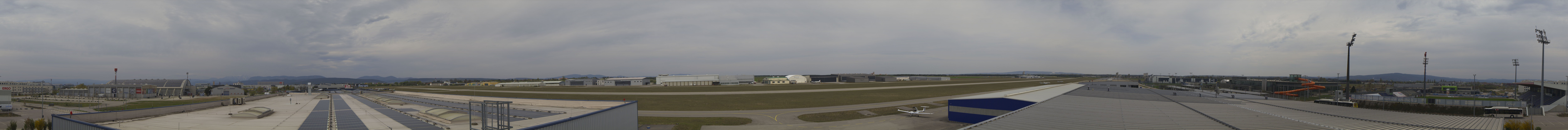 Archiv Foto Webcam Panorama Flugplatz Wiener Neustadt OST