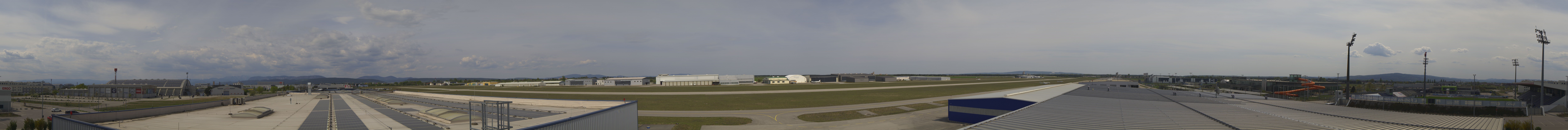 Archiv Foto Webcam Panorama Flugplatz Wiener Neustadt OST